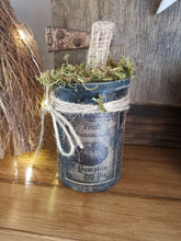 Load image into Gallery viewer, Primitive can pumpkins