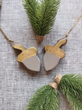Load image into Gallery viewer, Solid Wood Handmade Acorns
