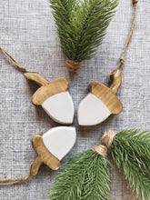 Load image into Gallery viewer, Solid Wood Handmade Acorns