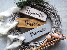 Load image into Gallery viewer, Teachers Gift, wooden flower tag with personalised gift wrap