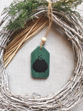 Load image into Gallery viewer, Small Wooden Autumn Tags - Black detailing