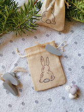 Load image into Gallery viewer, Easter Treat Bags , Burlap bag with personalised wooden carrot