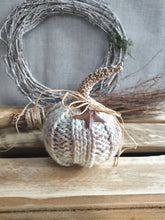 Load image into Gallery viewer, Knitted Pumpkins with long stalks

