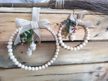 Load image into Gallery viewer, Beaded Wreath
