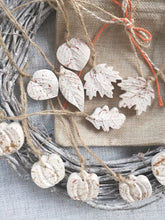 Load image into Gallery viewer, Set of 12 Autumn Hanging decorations
