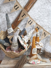 Load image into Gallery viewer, Primitive Witches decorative hats
