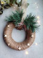 Load image into Gallery viewer, Small hessian Christmas wreath

