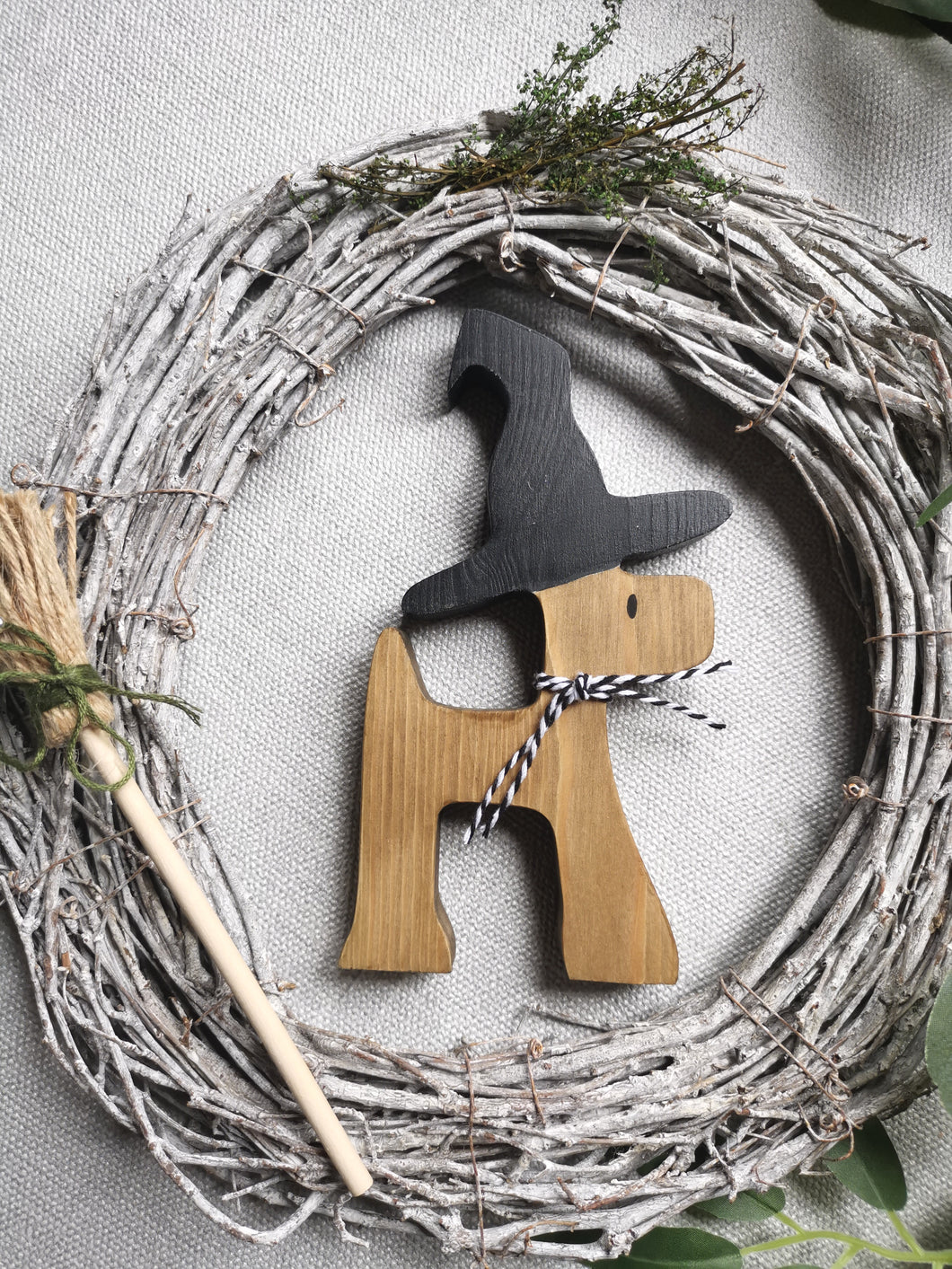 Halloween decor, Womble Dog Witch
