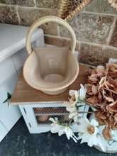 Load image into Gallery viewer, Moira Pottery Hillstonia Basket
