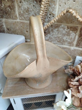 Load image into Gallery viewer, Moira Pottery Hillstonia Basket
