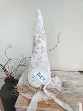Load image into Gallery viewer, Quilted Witches hat
