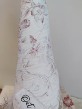 Load image into Gallery viewer, Quilted Witches hat
