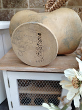 Load image into Gallery viewer, Moira Pottery Hillstonia Basket
