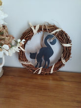 Load image into Gallery viewer, 8&quot; Wreath with wooden Black Cat
