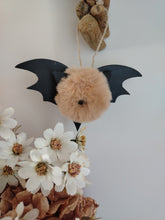 Load image into Gallery viewer, Pom pom &amp; wooden bat
