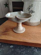 Load image into Gallery viewer, Cute Vintage pottery dish

