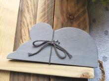 Load image into Gallery viewer, Wooden mouse with bell - Grey
