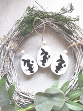 Load image into Gallery viewer, Hanging wooden Eggs
