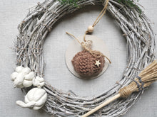 Load image into Gallery viewer, Hanging Pumpkin decoration - Neutrals
