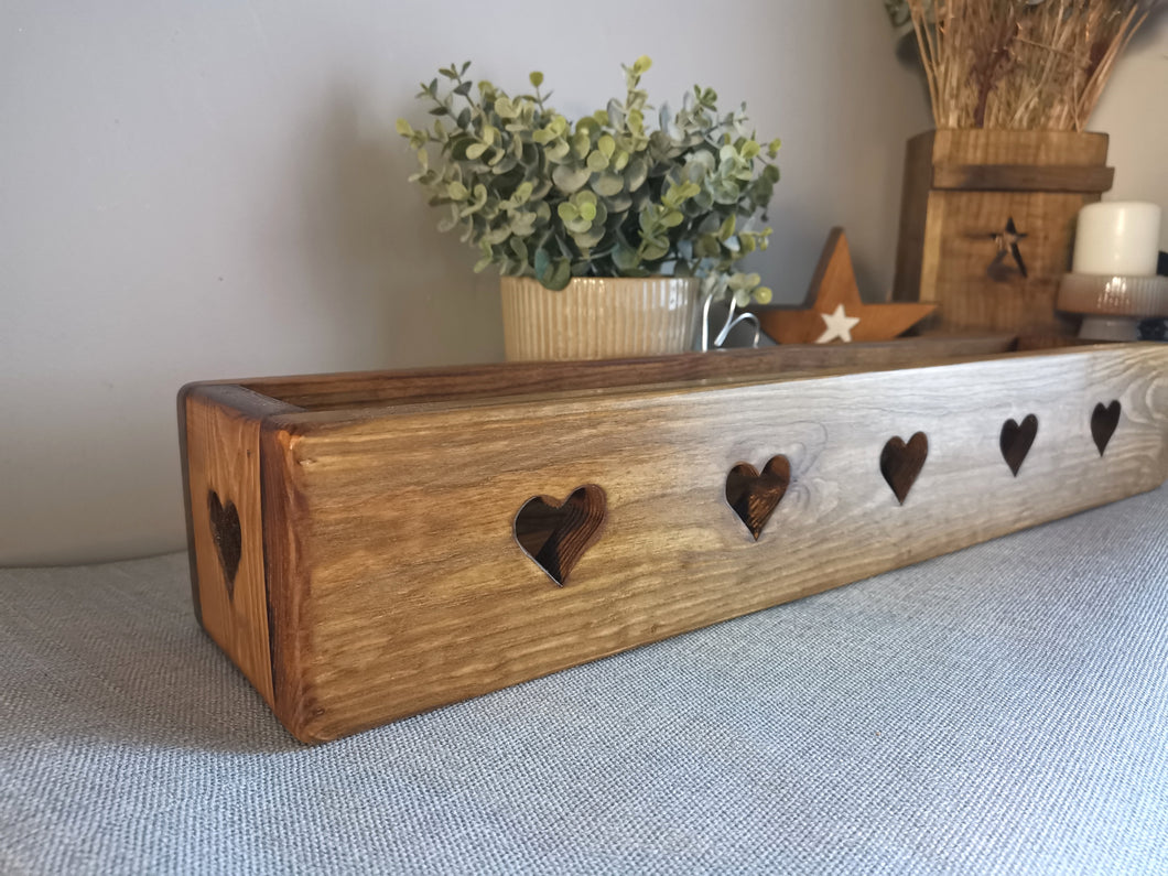 Double sided chunky wooden heart crate