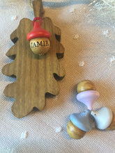 Load image into Gallery viewer, Wooden Hanging Oak Leaf &amp; personalised Acorn - children gift keepsake memory Mother&#39;s Day Easter home decor New Home Gift
