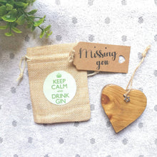 Load image into Gallery viewer, Letterbox Gift Gin Lovers, Solid Wood keepsake Heart in Gift Bag, Keep calm &amp; drink gin with personalised tag, Teachers gift

