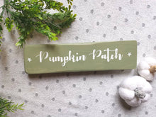 Load image into Gallery viewer, Rustic wooden Pumpkin Patch sign, Autumn decor Farmhouse Country kitchen GREY, Pink, Cream, Blue
